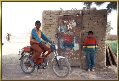 Bei der Auberge "Le Tresor" zwischen Rissani und Merzouga